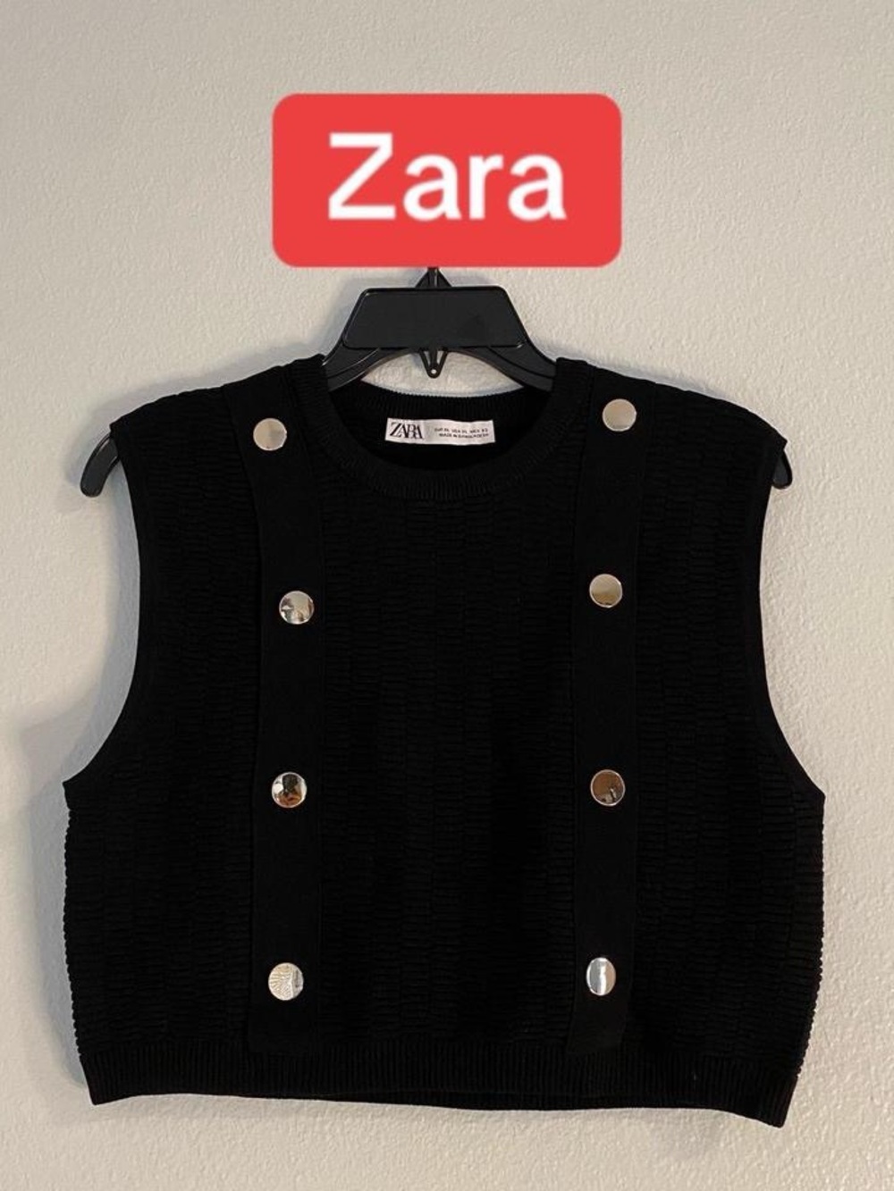Zara Black Sleeveless Knit Sweater with gold Buttons